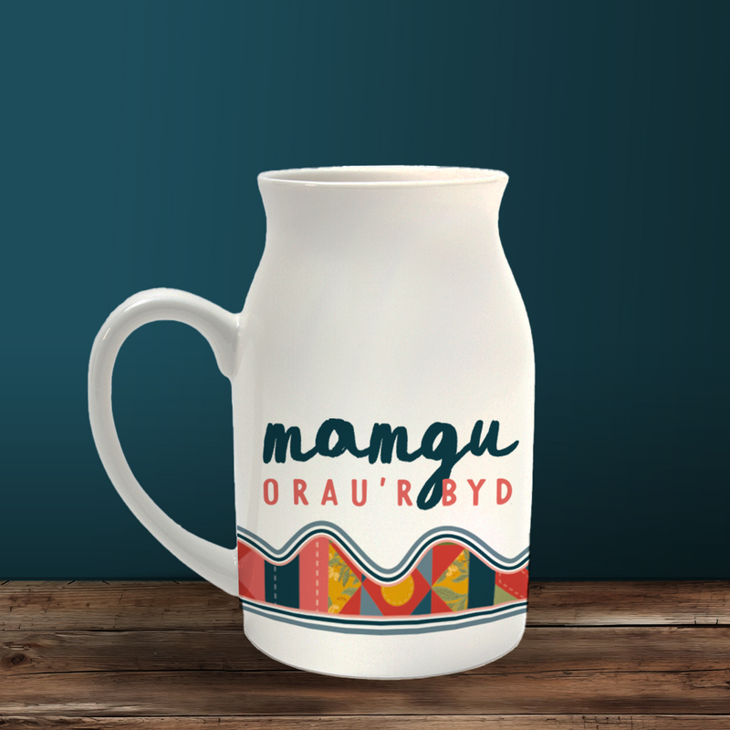 Mamgu Orau'r Byd Quilt Milk Jug / Vase