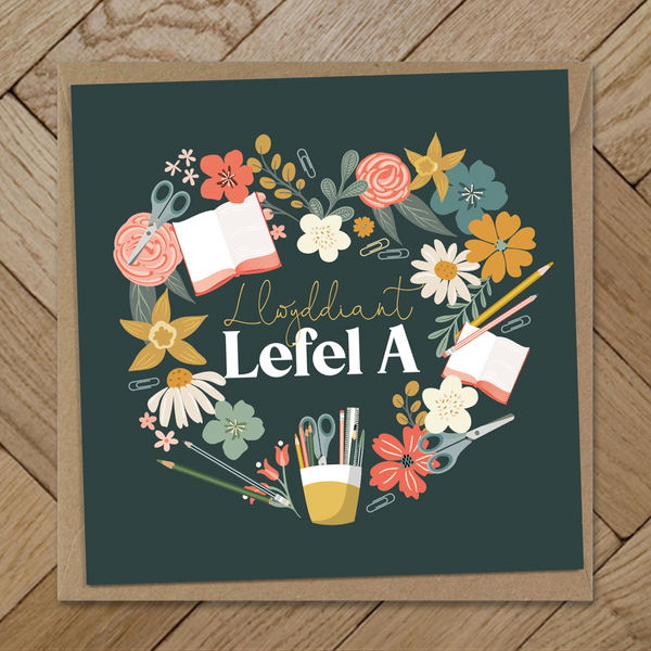 Lefel A heart / Welsh A Level success card